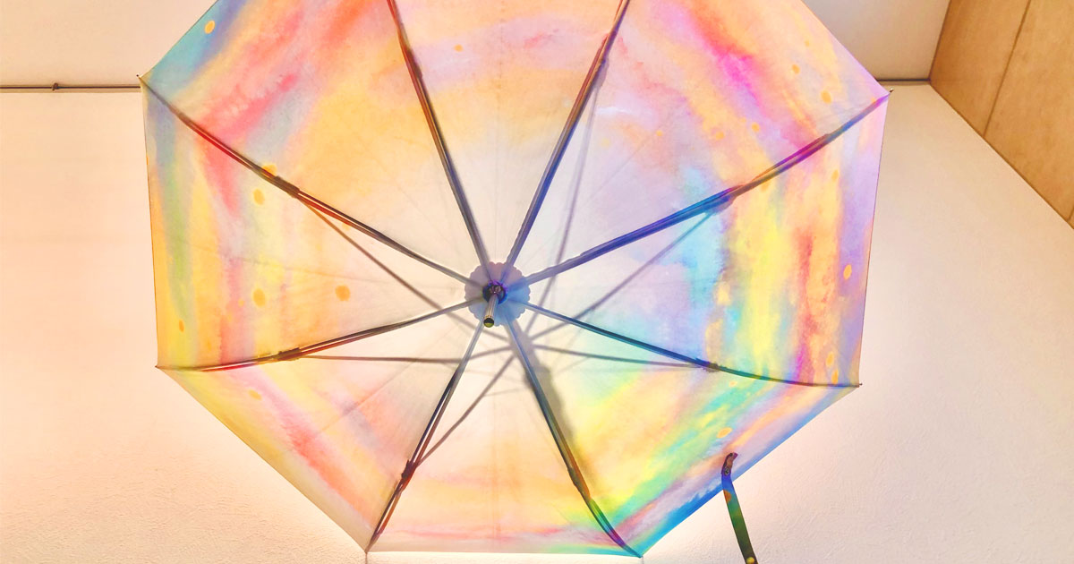 若生ひとみ・傘